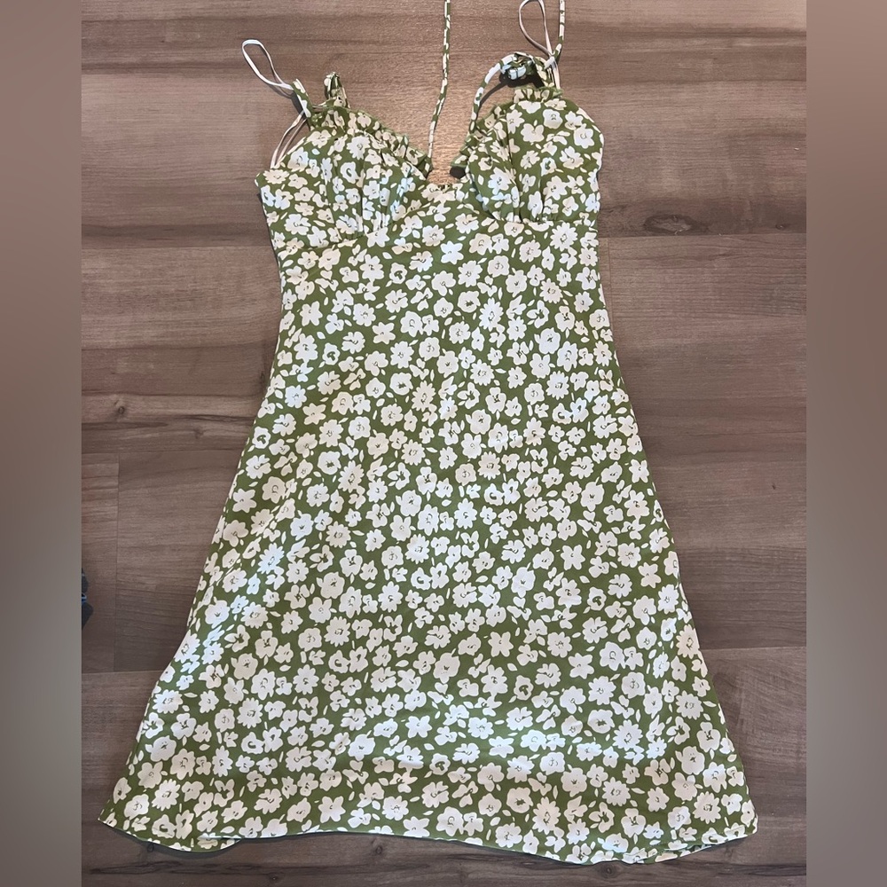 Princess Polly Olive Floral Midi Dress